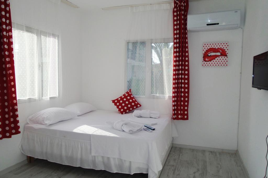 Fullmoon Rooms Cesme Çeşme Exterior foto