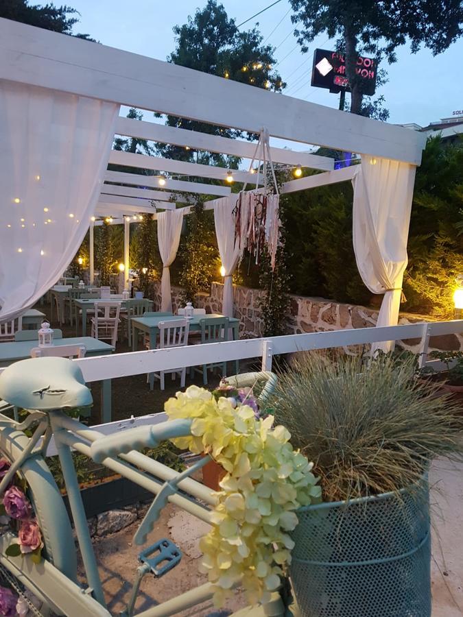 Fullmoon Rooms Cesme Çeşme Exterior foto
