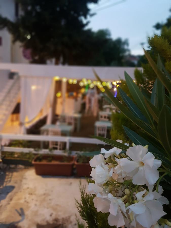 Fullmoon Rooms Cesme Çeşme Exterior foto