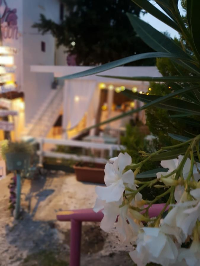 Fullmoon Rooms Cesme Çeşme Exterior foto