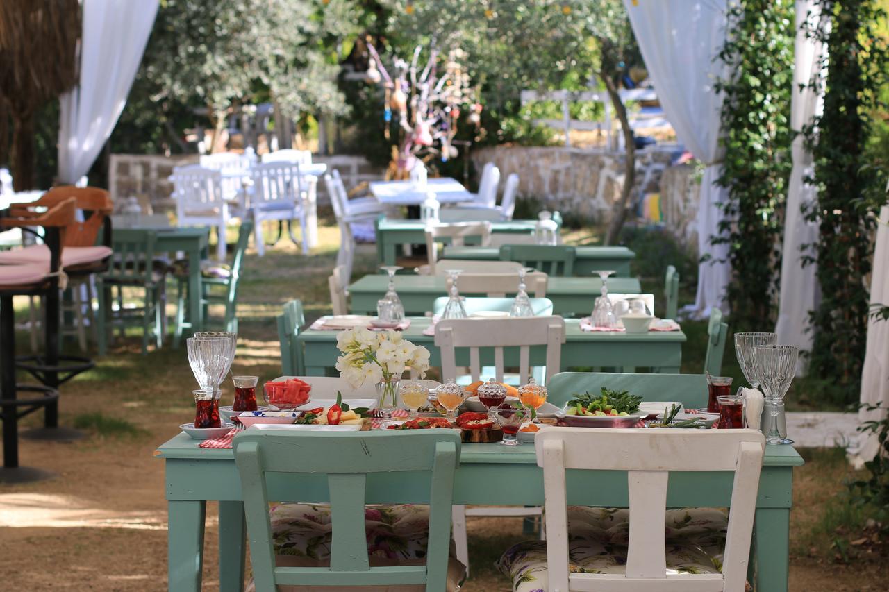 Fullmoon Rooms Cesme Çeşme Exterior foto